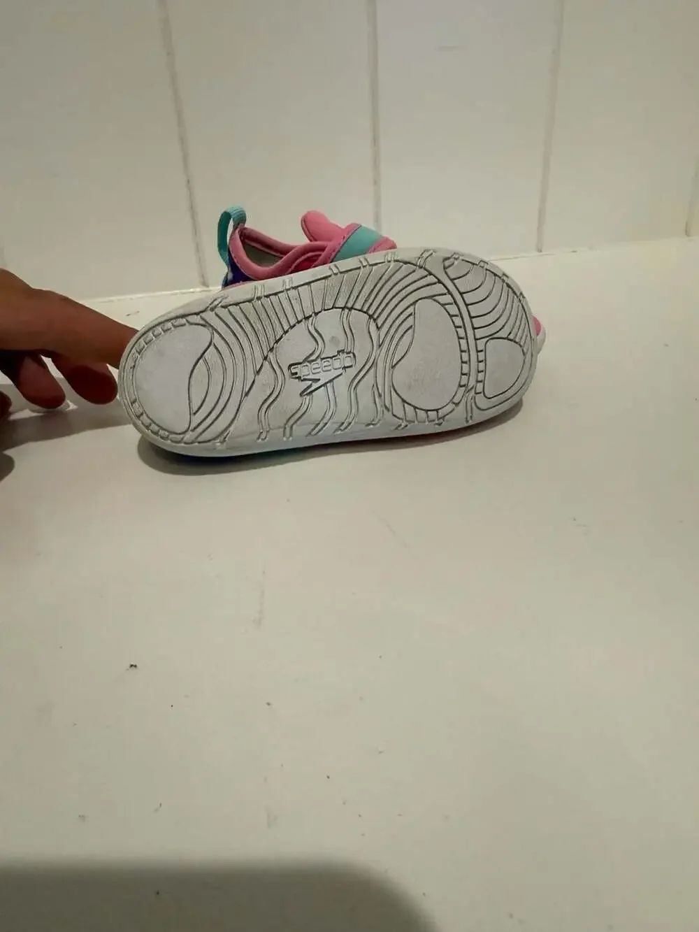 Speedo Kids' The Original Shore Explorer Water Shoes Size S 5-6 Pink/Aqua